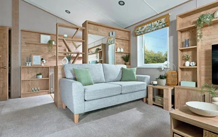 2 Bedroom Mobile/park Home For Sale In Landford, Salisbury, SP5