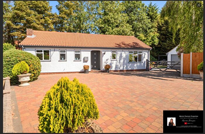 2 Bedroom Detached Bungalow For Sale In Merefield, Sawbridgeworth, CM21