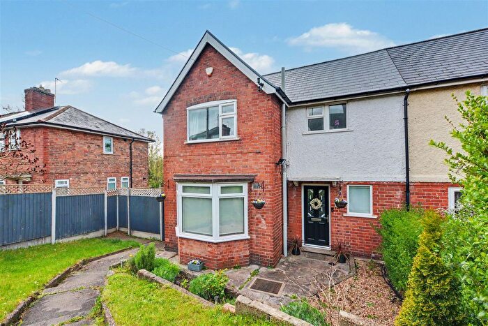 3 Bedroom Semi Detached House For Sale In Bonnington Crescent, Nottingham, NG5