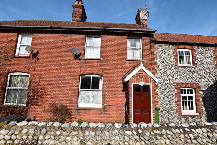 3 Bedroom Cottage For Sale In Lower Common, East Runton, Cromer, NR27