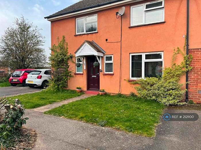 3 Bedroom End Of Terrace House To Rent In Belle Isle Crescent, Huntingdon, PE28