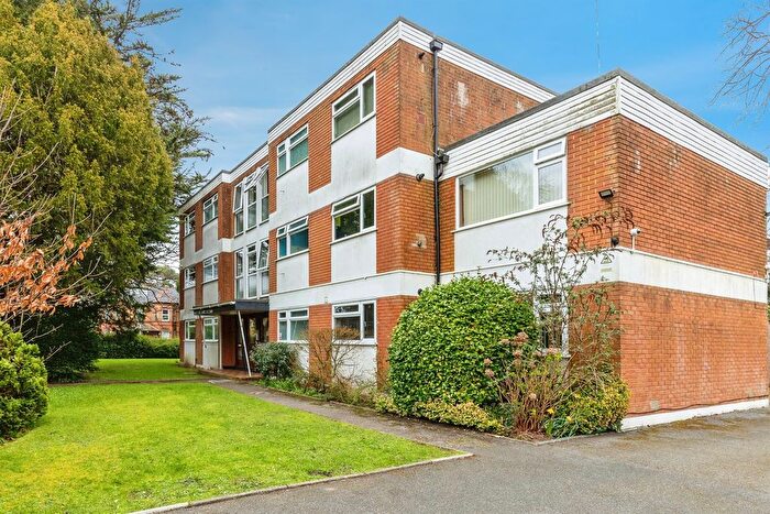 1 Bedroom Flat For Sale In Milton Road, Bournemouth, BH8