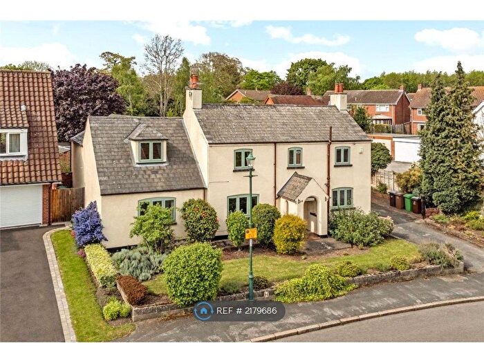 5 Bedroom Detached House To Rent In Village Road, Nottingham, NG11