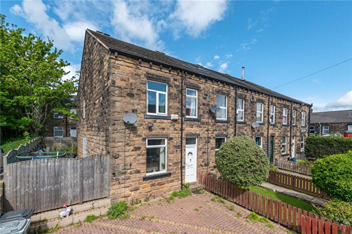 3 Bedroom Terraced House For Sale In Oxford Street, Morley, Leeds, West Yorkshire, LS27