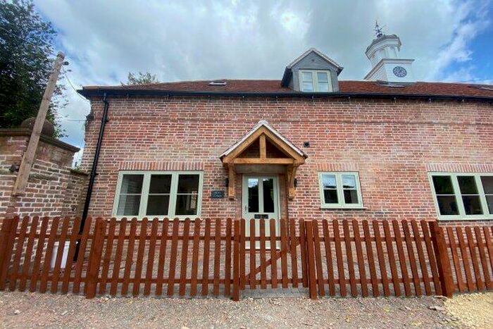 3 Bedroom Cottage To Rent In Wellesbourne Hall, Warwick, CV35
