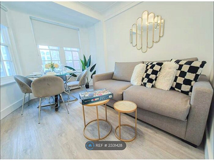 2 Bedroom Flat To Rent In Park West, London, W2