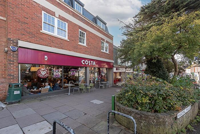 2 Bedroom Flat To Rent In Harding Parade Harpenden, AL5