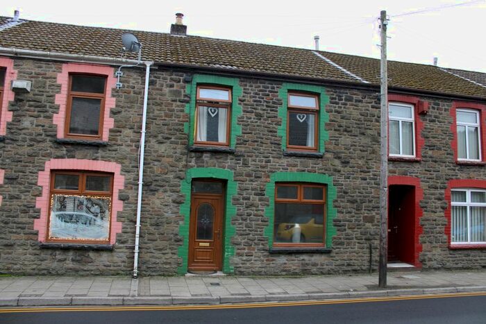 3 Bedroom Terraced House To Rent In Clydach Road, Tonypandy CF40
