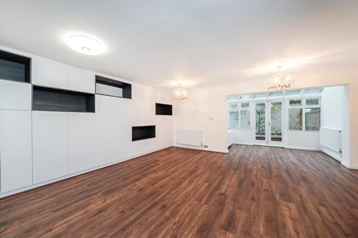 5 Bedroom Semi Detached House To Rent In Jade Terrace, South Hampstead, NW6