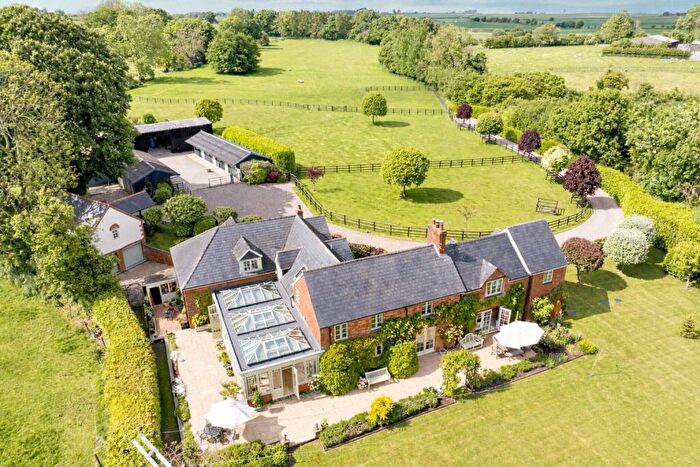 5 Bedroom Detached House For Sale In Uffcott, Wiltshire, SN4