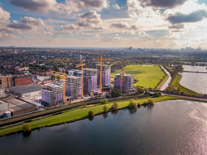 2 Bedroom Flat To Rent In Blackhorse Road, London, E17