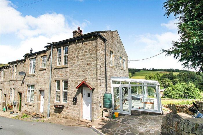 2 Bedroom End Of Terrace House For Sale In Lumbfoot, Stanbury, Keighley, West Yorkshire, BD22