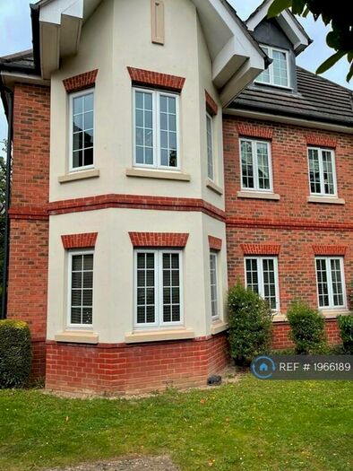 2 Bedroom Flat To Rent In Fernbank Road, Ascot, SL5