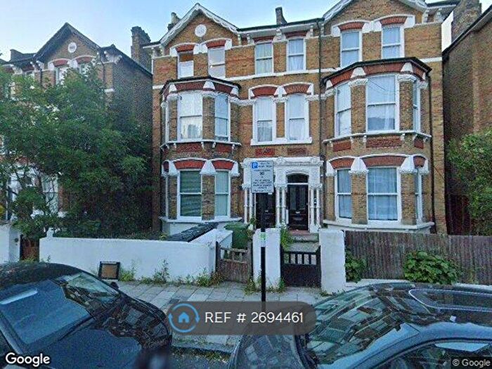 1 Bedroom Flat To Rent In Montrell Road, London, SW2