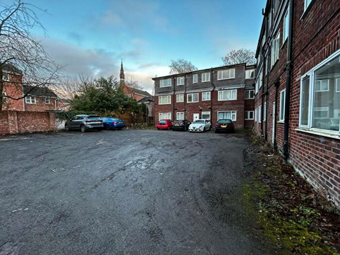 1 Bedroom Flat To Rent In Brantingham Road, Manchester, M16