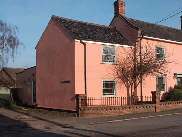 1 Bedroom Cottage For Sale In Station Road, Earsham, Bungay, NR35