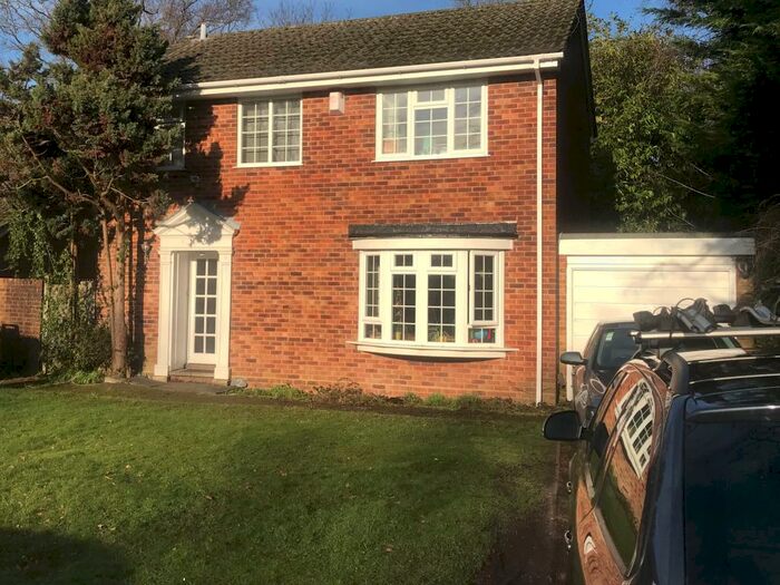 3 Bedroom Detached House To Rent In St Evox Close, Southampton, Hampshire, SO16