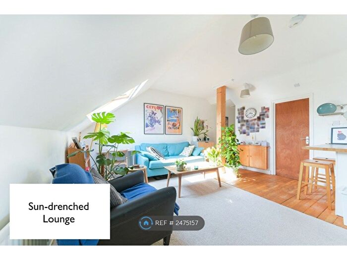 2 Bedroom Flat To Rent In Fernwood Avenue, London, SW16