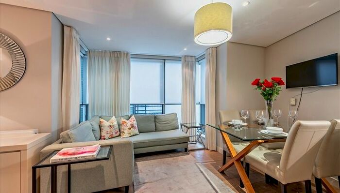 3 Bedroom Flat To Rent In Merchant Square East, London, Greater London, W2