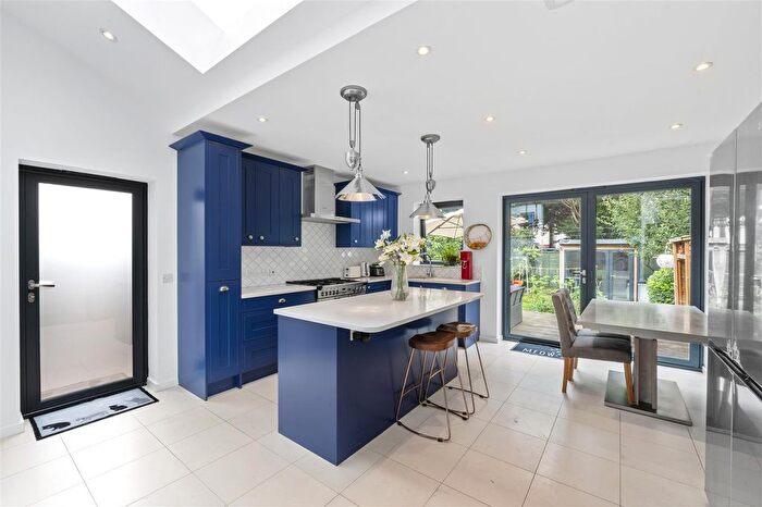 3 Bedroom Property To Rent In Laurel Road, West Wimbledon, London, SW20