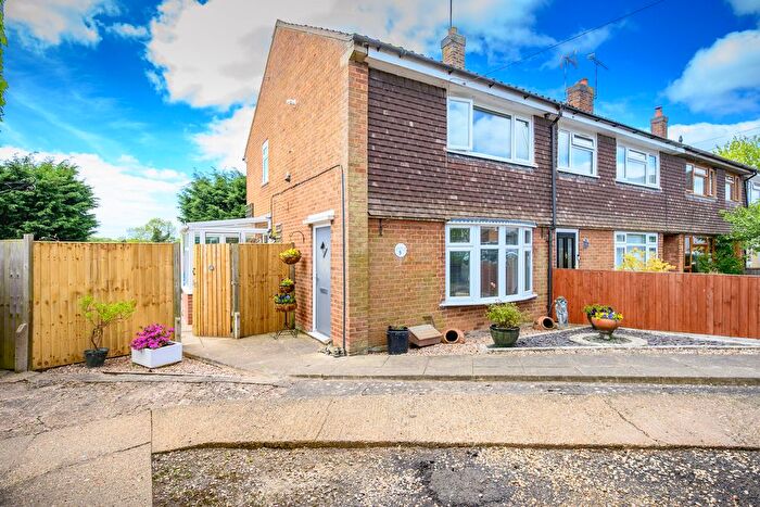2 Bedroom End Of Terrace House For Sale In Meadow Close, Ansty, CV7