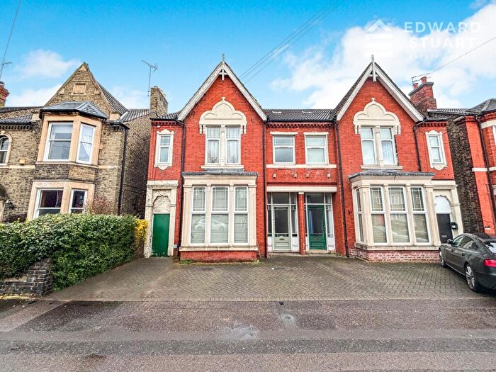 2 Bedroom Apartment For Sale In Fletton Avenue, Fletton, Peterborough, Cambridgeshire, PE2