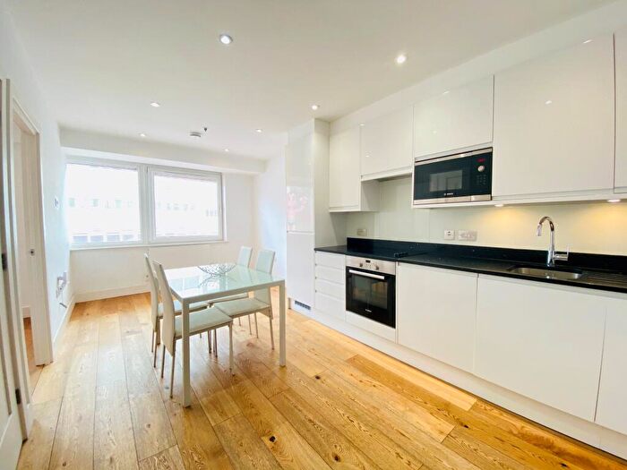 1 Bedroom Flat To Rent In High Street, Croydon, CR0