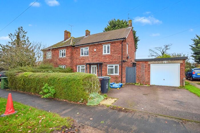 3 Bedroom Semi Detached House For Sale In West Road, Watton, Norfolk, IP25