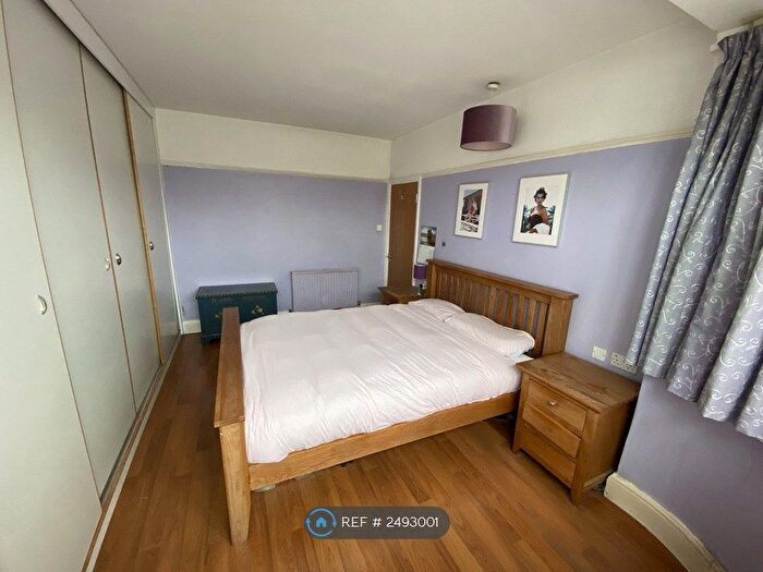 4 Bedroom Semi-Detached House To Rent In Lowick Road, London, HA1