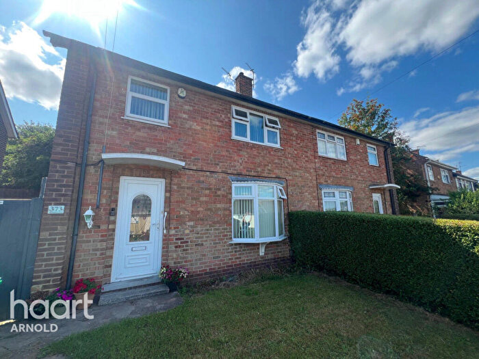 3 Bedroom Semi-Detached House For Sale In Beckhampton Road, Nottingham, NG5