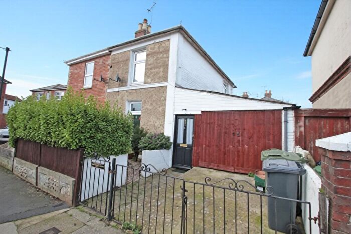2 Bedroom Semi-Detached House To Rent In Millward Road, Ryde, Isle Of Wight, PO33