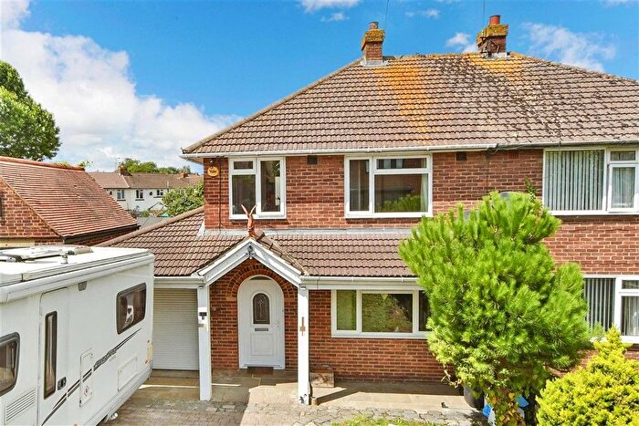 3 Bedroom Semi Detached House For Sale In Bloors Lane, Rainham, Gillingham, Kent, ME8