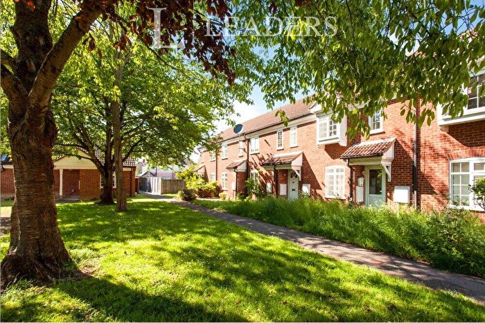 3 Bedroom Terraced House To Rent In Hulatt Road, Cambridge, Cambridgeshire, CB1