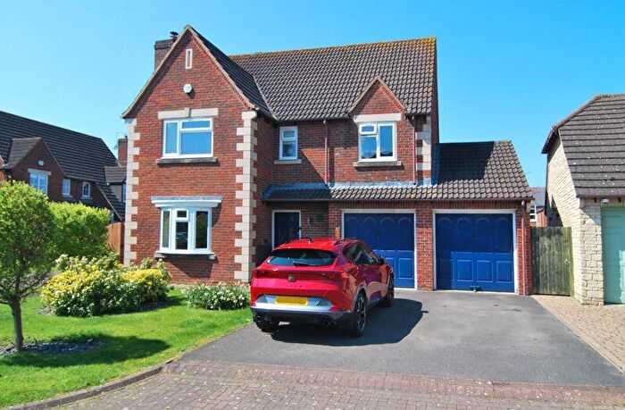 4 Bedroom Detached House For Sale In Green Pippin Close, Longlevens, Gloucester, GL2