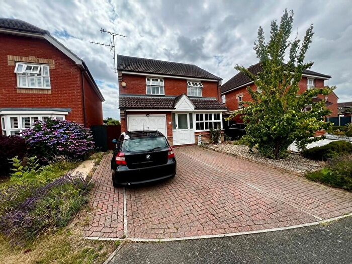 3 Bedroom Detached House For Sale In Skipper Road, Pinewood, IP8