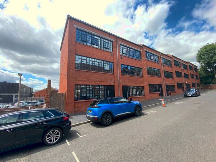 3 Bedroom End Of Terrace House To Rent In Smiths Row, Pemberton Street, Jewellery Quarter, Birmingham, B18