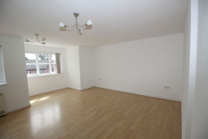2 Bedroom Flat To Rent In Thyme Close, London, SE3