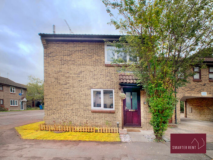 1 Bedroom End Of Terrace House To Rent In Hythe Close, Bracknell, RG12
