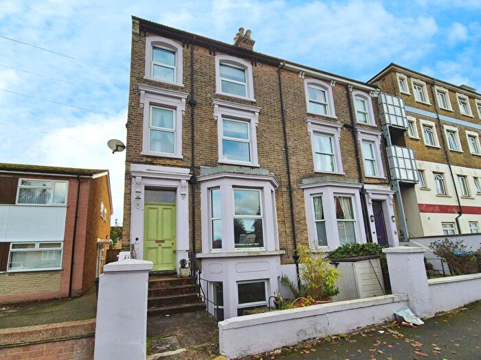 5 Bedroom Semi Detached House For Sale In St. Mildreds Road, Ramsgate, CT11