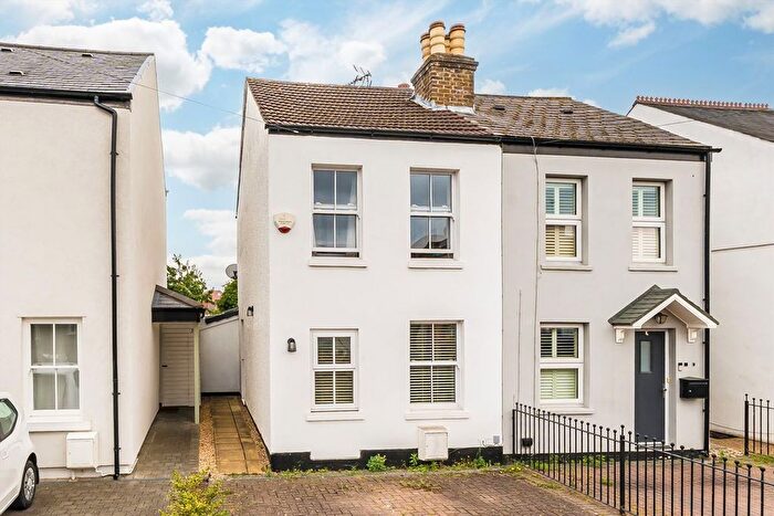 2 Bedroom Semi-Detached House For Sale In Swan Road, Hanworth, TW13