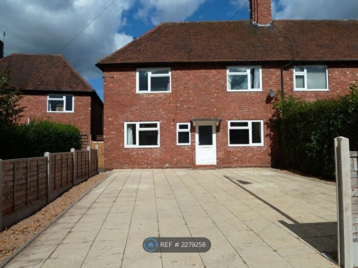 5 Bedroom Semi-Detached House To Rent In Leicester Street, Leamington Spa, CV32