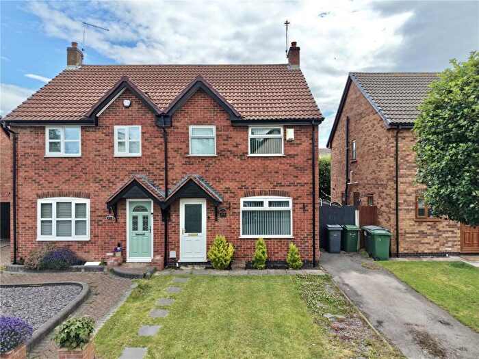 3 Bedroom Semi-Detached House For Sale In Millhouse Lane, Moreton, Wirral, CH46