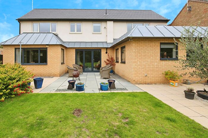 4 Bedroom Detached House For Sale In Peterborough Road, Castor, Peterborough, PE5