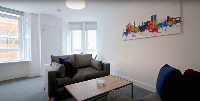 2 Bedroom Flat To Rent In Peddie Street, West End, Dundee, DD1