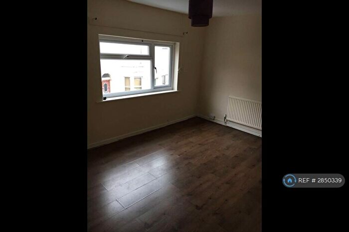 3 Bedroom Terraced House To Rent In Victoria Parade, Bristol, BS5