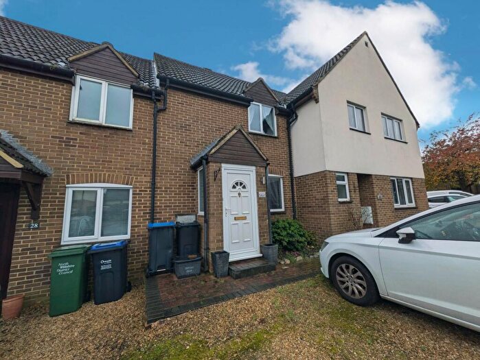 2 Bedroom House To Rent In Buckingham Road, Chippenham, SN15