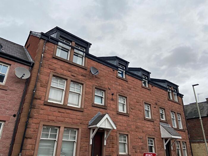 2 Bedroom Flat To Rent In St Malcolms Wynd, DD8