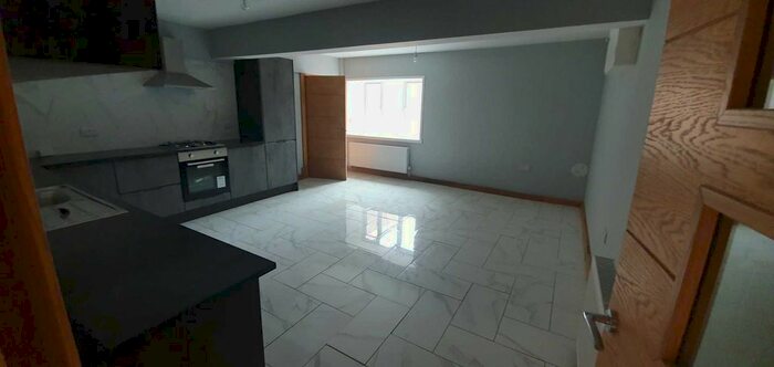 3 Bedroom Flat To Rent In College Street, Dumfries, DG2