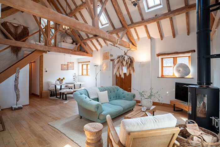 3 Bedroom Barn Conversion For Sale In Halesend Grittles End Storridge Malvern, Worcestershire, WR13