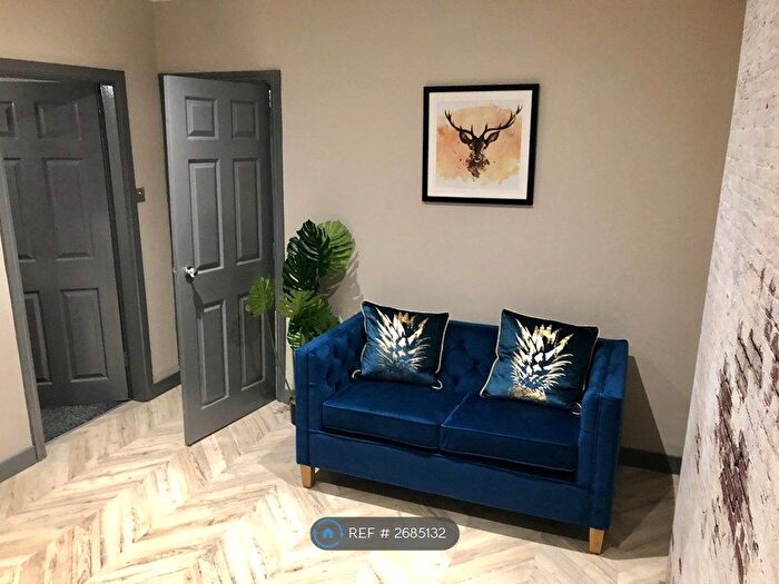 2 Bedroom Flat To Rent In Ebury Road, Nottingham, NG5